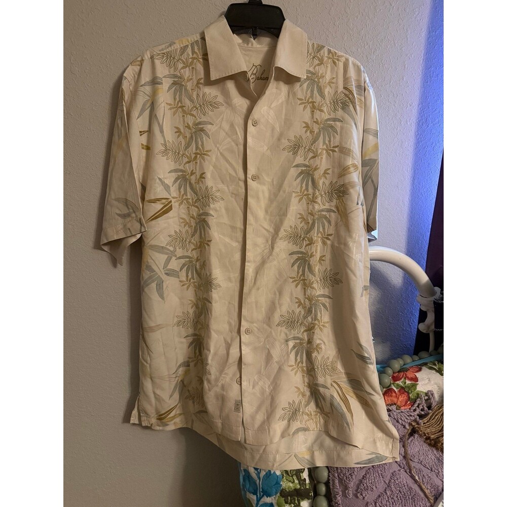 Tommy Bahama 100% Silk Hawaiian Shirt Mens M Tropical Camp Button Up Beige
